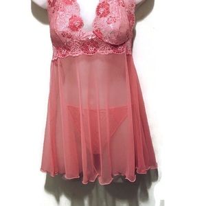 Victoria Secrets Size Small Lingerie W/Thong